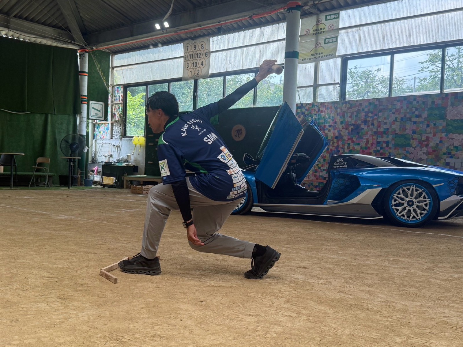 モルックドーム川西でのセレモニー投擲